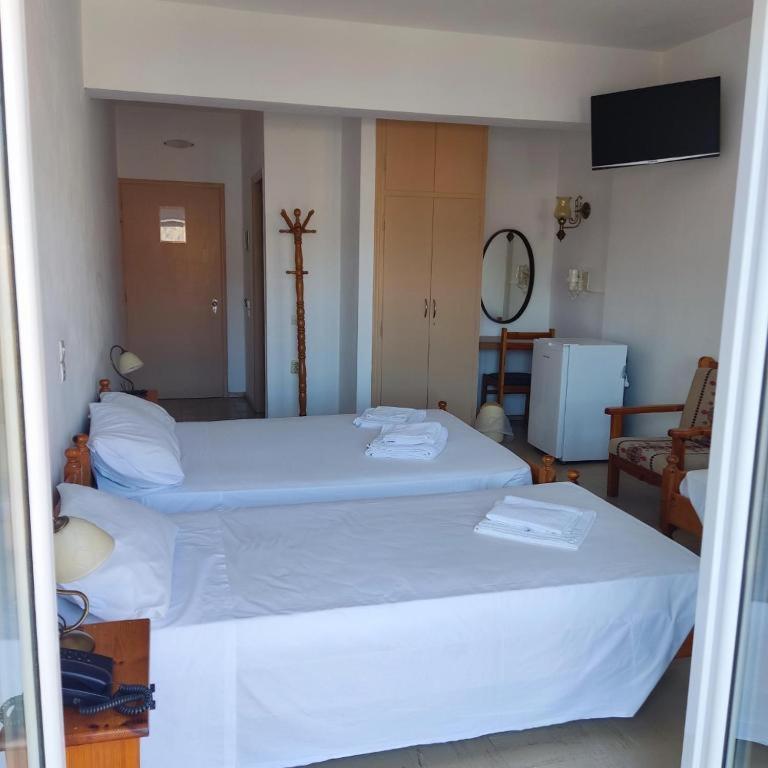 Hotel Ilion ペトラ エクステリア 写真