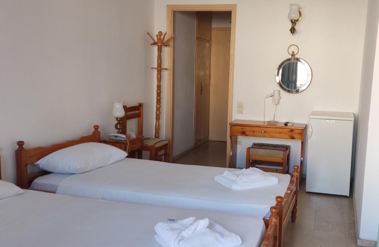 Hotel Ilion ペトラ エクステリア 写真